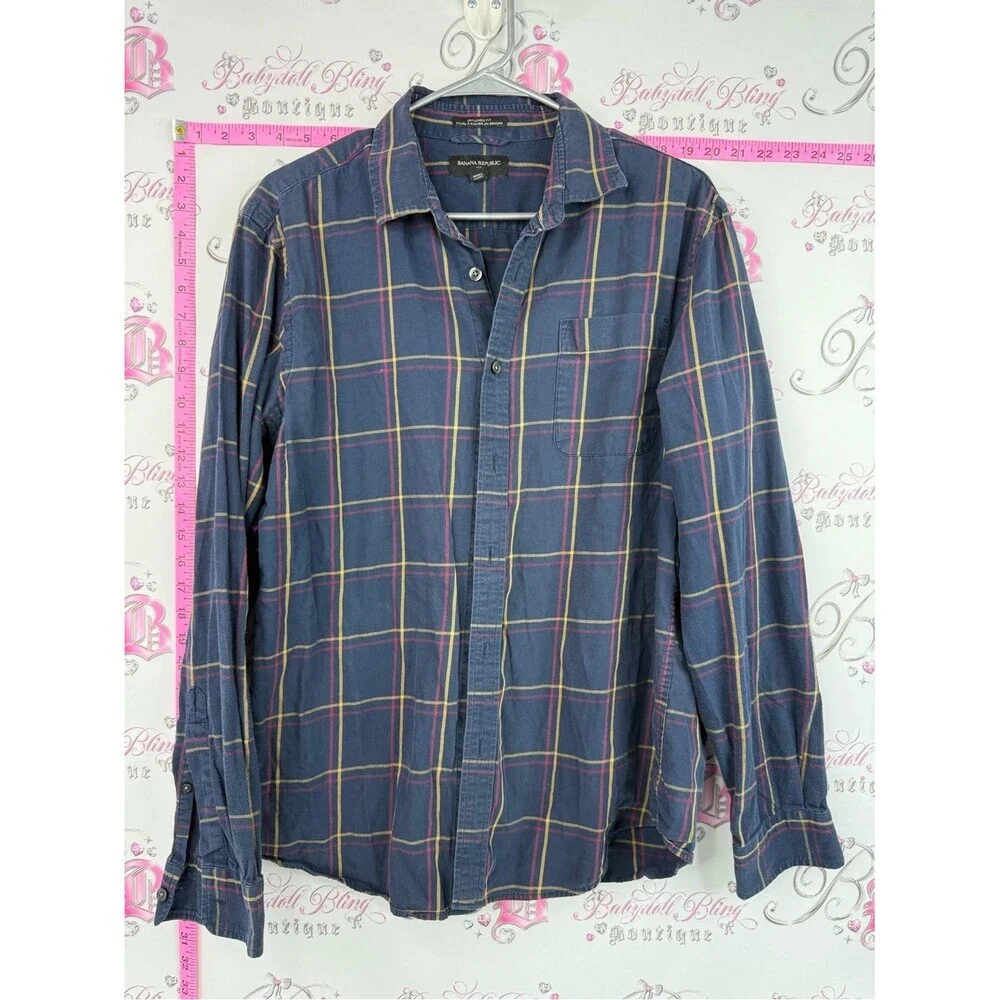 Banana Republic untucked Navy Plaid Button-Up Shirt with Yellow red Windowpane